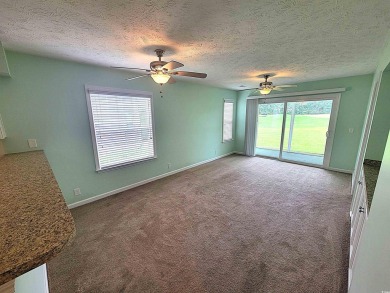 Wonderful and well-maintained 2-bedroom, 2-bathroom first-floor on Aberdeen Golf and Country Club in South Carolina - for sale on GolfHomes.com, golf home, golf lot
