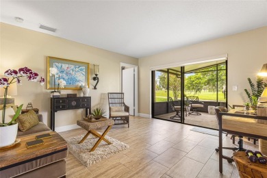 Ventura Country Club! Autumn Green Villagepletely FURNISHED on Ventura Country Club in Florida - for sale on GolfHomes.com, golf home, golf lot