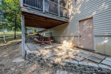 Just remodeled with high-end finishes, this beautiful home on The Oaks Golf Course in Missouri - for sale on GolfHomes.com, golf home, golf lot