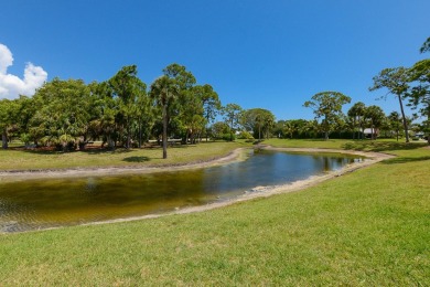 Located in the desirable Jamestown at Heritage Ridge, this on Heritage Ridge Golf Club in Florida - for sale on GolfHomes.com, golf home, golf lot