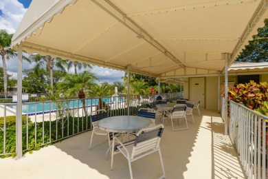 Located in the desirable Jamestown at Heritage Ridge, this on Heritage Ridge Golf Club in Florida - for sale on GolfHomes.com, golf home, golf lot