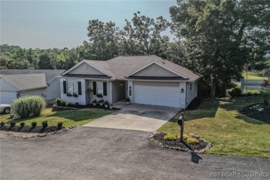 Just remodeled with high-end finishes, this beautiful home on The Oaks Golf Course in Missouri - for sale on GolfHomes.com, golf home, golf lot