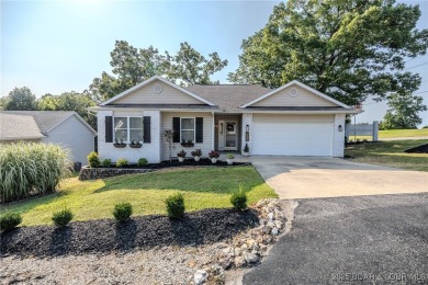 Just remodeled with high-end finishes, this beautiful home on The Oaks Golf Course in Missouri - for sale on GolfHomes.com, golf home, golf lot