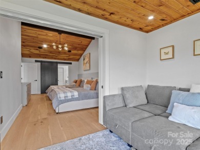 This condominium is at the top of the mountain within walking on Mountain Air Country Club in North Carolina - for sale on GolfHomes.com, golf home, golf lot