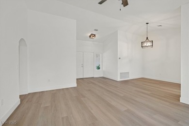 BEAUTIFULLY UPGRADED highly desirable 1384 sqft floorplan with on Highland Falls Golf Club in Nevada - for sale on GolfHomes.com, golf home, golf lot
