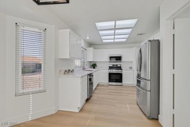 BEAUTIFULLY UPGRADED highly desirable 1384 sqft floorplan with on Highland Falls Golf Club in Nevada - for sale on GolfHomes.com, golf home, golf lot