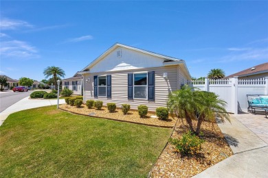 Under contract-accepting backup offers. ^^TURNKEY ^^NEW ROOF^^ 3 on The Links of Spruce Creek in Florida - for sale on GolfHomes.com, golf home, golf lot
