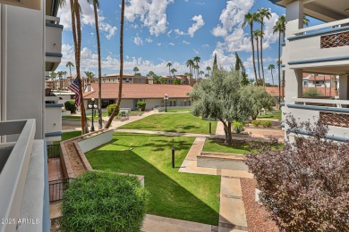 Courtyard facing larger condo. This spacious 2-bedroom on Sun City-Willow Creek / Willow Brook  in Arizona - for sale on GolfHomes.com, golf home, golf lot