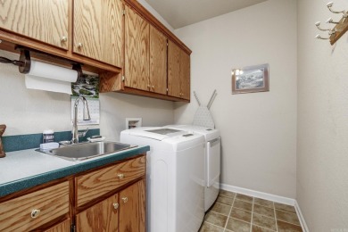 Welcome to this exceptionally well-maintained 3 bed 2.5  bath on Ponce De Leon Golf Course in Arkansas - for sale on GolfHomes.com, golf home, golf lot