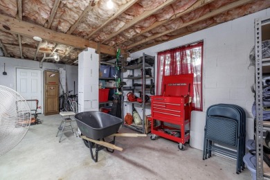 Welcome to this exceptionally well-maintained 3 bed 2.5  bath on Ponce De Leon Golf Course in Arkansas - for sale on GolfHomes.com, golf home, golf lot
