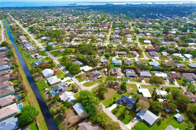 Make this 3BR/2BA/2-car garage home your dream property! on Sebastian Municipal Golf Course in Florida - for sale on GolfHomes.com, golf home, golf lot