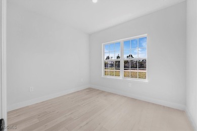 Beautiful New Construction in Sun 'N Lake - 4 Bedrooms, 3 Baths on Sun n Lake Golf and Country Club in Florida - for sale on GolfHomes.com, golf home, golf lot