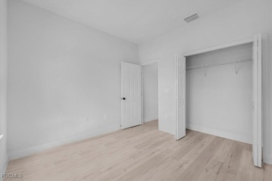 Beautiful New Construction in Sun 'N Lake - 4 Bedrooms, 3 Baths on Sun n Lake Golf and Country Club in Florida - for sale on GolfHomes.com, golf home, golf lot