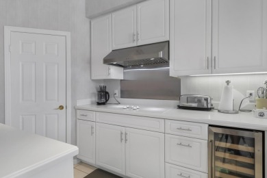 Exquisite New Listing in Belmonte Estates!
Discover this on The Lakes Country Club in California - for sale on GolfHomes.com, golf home, golf lot