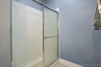 This beautifully updated 3 bed, 2 bath end unit in the quiet on The Club At Old Kinderhook in Missouri - for sale on GolfHomes.com, golf home, golf lot