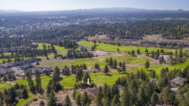 Expansive single level living with attached triple car garage on Rivers Edge Golf Resort in Oregon - for sale on GolfHomes.com, golf home, golf lot