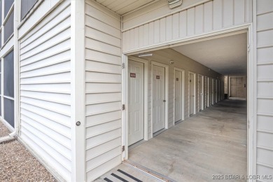 This beautifully updated 3 bed, 2 bath end unit in the quiet on The Club At Old Kinderhook in Missouri - for sale on GolfHomes.com, golf home, golf lot