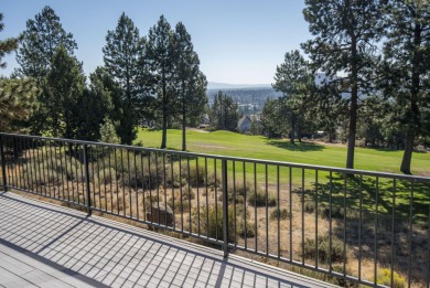 Expansive single level living with attached triple car garage on Rivers Edge Golf Resort in Oregon - for sale on GolfHomes.com, golf home, golf lot