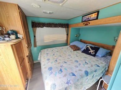 GIVE THE GIFT OF YOUR OWN PLACE AT THE BEACH! SELLER IS on North Shore Country Club in North Carolina - for sale on GolfHomes.com, golf home, golf lot