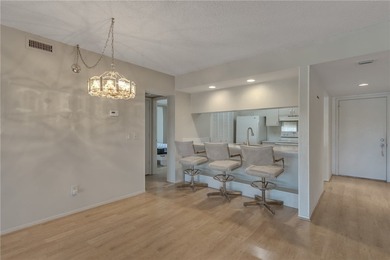 PRIME LOCATION-END UNIT only STEPS AWAY from heated on Vista Plantation Golf Club in Florida - for sale on GolfHomes.com, golf home, golf lot