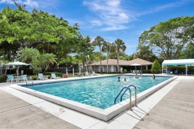 Fully renovated 2 bed/2 bath condo with additional room and on  in Florida - for sale on GolfHomes.com, golf home, golf lot