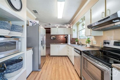 Reduced Price* Awesome Home on the Golf Course. 2467 sqft, 4 on  in Georgia - for sale on GolfHomes.com, golf home, golf lot