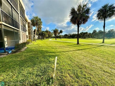 Luxurious apartment 2 bedroom, 2 full bathrooms on the 3rd floor on Deer Creek Golf Club in Florida - for sale on GolfHomes.com, golf home, golf lot