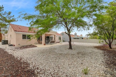 CHARMING AGE-QUALIFIED 'SUN CITY SUMMERLIN' SINGLE STORY W/ LG on Highland Falls Golf Club in Nevada - for sale on GolfHomes.com, golf home, golf lot
