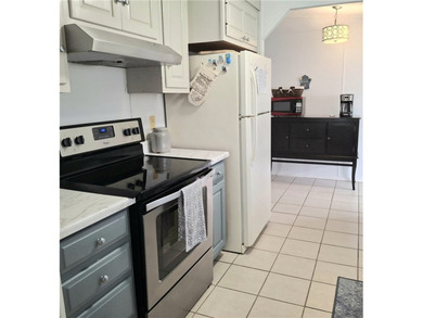 Meticulously maintained home in Barefoot Bay. 2BD/2BA fully on Barefoot Bay Golf Course in Florida - for sale on GolfHomes.com, golf home, golf lot