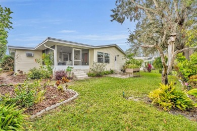 Welcome to this spacious 3 bed 2 bath well maintained home in on Bay Tree Golf Course in Florida - for sale on GolfHomes.com, golf home, golf lot