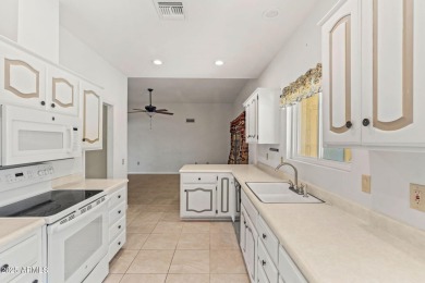 Nestled in the heart of Sun City West, this well maintained on Briarwood Country Club in Arizona - for sale on GolfHomes.com, golf home, golf lot