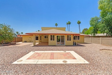 Nestled in the heart of Sun City West, this well maintained on Briarwood Country Club in Arizona - for sale on GolfHomes.com, golf home, golf lot