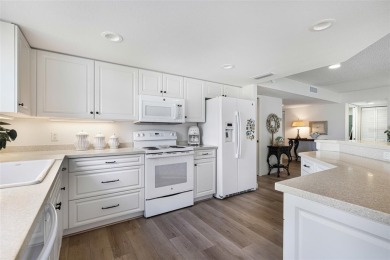 Priced to SELL.  END UNIT IN DESIRABLE MARINA NORTH SHORE on Burnt Store Golf Club in Florida - for sale on GolfHomes.com, golf home, golf lot