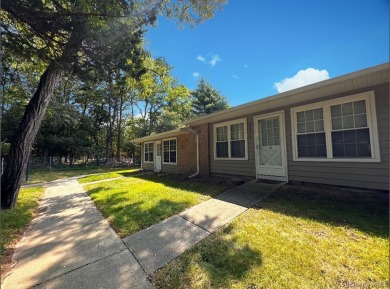 Great opportunity to own a two-bedroom, 1-bath Greenbriar model on Leisure Village Golf Course in New York - for sale on GolfHomes.com, golf home, golf lot