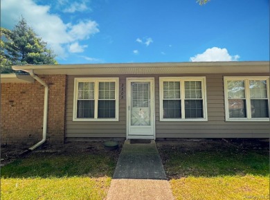 Great opportunity to own a two-bedroom, 1-bath Greenbriar model on Leisure Village Golf Course in New York - for sale on GolfHomes.com, golf home, golf lot