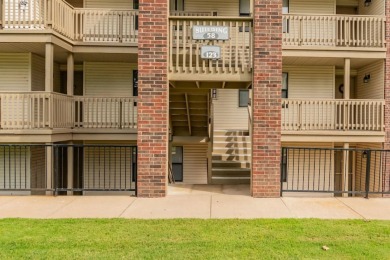 Welcome to your fully furnished, spacious 2-bedroom, 2-bath on Pointe Royale Village Country Club in Missouri - for sale on GolfHomes.com, golf home, golf lot