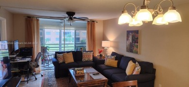 Updated 2 bed 2 bath in Sunrise Lakes Solid Wood Cherry Shaker on Sunrise Lakes Phase III in Florida - for sale on GolfHomes.com, golf home, golf lot