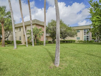 Impeccable first floor 1BR with washer and dryer in the on Vero Beach South Golf Course in Florida - for sale on GolfHomes.com, golf home, golf lot