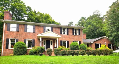 Welcome to Your New Home in Chatmoss! This fabulous well built on Chatmoss Country Club in Virginia - for sale on GolfHomes.com, golf home, golf lot