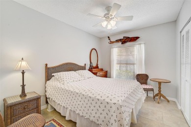 $10,000 PRICE IMPROVEMENT! Welcome to your Florida oasis! on Peridia Golf and Country Club in Florida - for sale on GolfHomes.com, golf home, golf lot