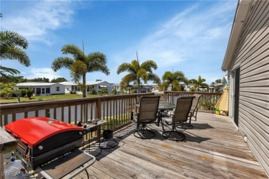 WATERFRONT LIVING AT ITS BEST! Land ownership-no lot rent! Don't on Live Oak Golf Club and RV Park in Florida - for sale on GolfHomes.com, golf home, golf lot