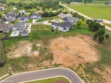 Welcome to Southern Trace--Shreveport's premier gated golf on Southern Trace Country Club in Louisiana - for sale on GolfHomes.com, golf home, golf lot