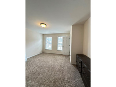 Quiet and tucked away Townhouse just 15 mins away from on The Tradition Golf Club At Royal New Kent in Virginia - for sale on GolfHomes.com, golf home, golf lot