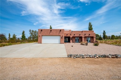 SANTA FE MODEL HOME SITTING ON THE GOLF COURSE!!! This ONE OWNER on Valle Vista Golf Course in Arizona - for sale on GolfHomes.com, golf home, golf lot