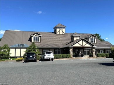 The beautiful gated, Luxury Motor Coach Class A Community on Olde Beau Golf Course in North Carolina - for sale on GolfHomes.com, golf home, golf lot