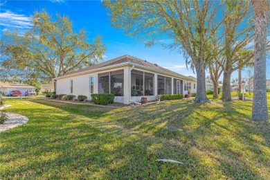 ***A VIEW THAT NEVER GROWS OLD !! ***A perfect home for Florida on Ocala Palms Golf and Country Club in Florida - for sale on GolfHomes.com, golf home, golf lot