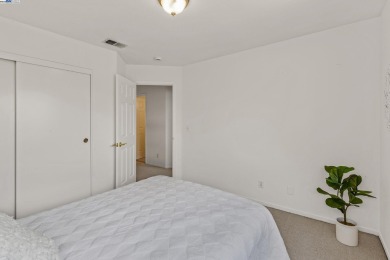 Welcome to this beautifully updated 3-bedroom, 2.5-bath on Chuck Corica Golf Complex in California - for sale on GolfHomes.com, golf home, golf lot