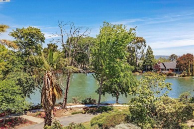 Welcome to this beautifully updated 3-bedroom, 2.5-bath on Chuck Corica Golf Complex in California - for sale on GolfHomes.com, golf home, golf lot
