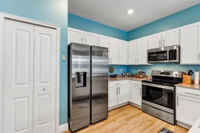 Rare offering of a 2 bedroom, 2 bath, 2 Car garage, Golf-View on Arlington Ridge Golf Club in Florida - for sale on GolfHomes.com, golf home, golf lot