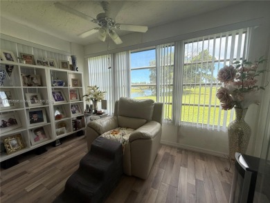 Beautiful corner unit  1/1/.5 condo in this 55+ community  with on Sunrise Lakes Phase III in Florida - for sale on GolfHomes.com, golf home, golf lot